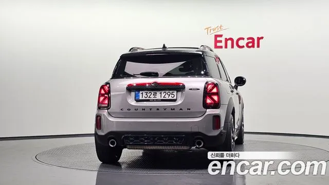 Mini Countryman — Фото автомобиля 3