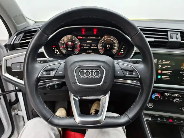 Audi Q3 — Фото автомобиля 20
