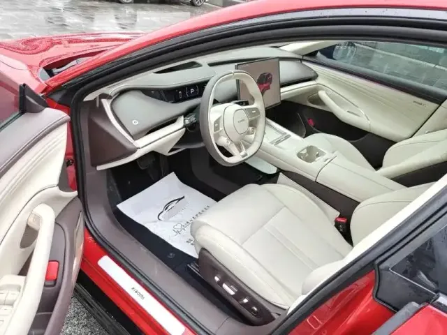 Xiaomi SU7 — Фото автомобиля 4