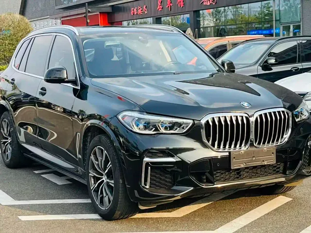 BMW X5 — Фото автомобиля 3