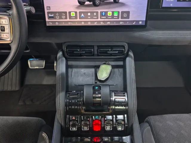 BYD FangChengBao Leopard 5 — Фото автомобиля 8
