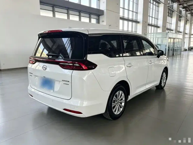 GAC Trumpchi M6 — Фото автомобиля 6