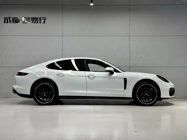 Porsche Panamera — Фото автомобиля 4