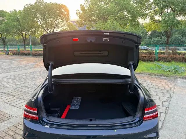 Genesis G80 — Фото автомобиля 15