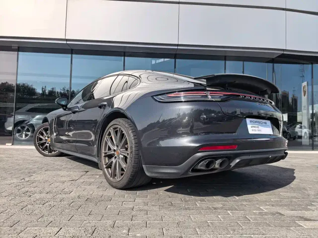 Porsche Panamera — Фото автомобиля 13
