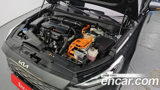 Kia K8 Hybrid — Фото автомобиля 9