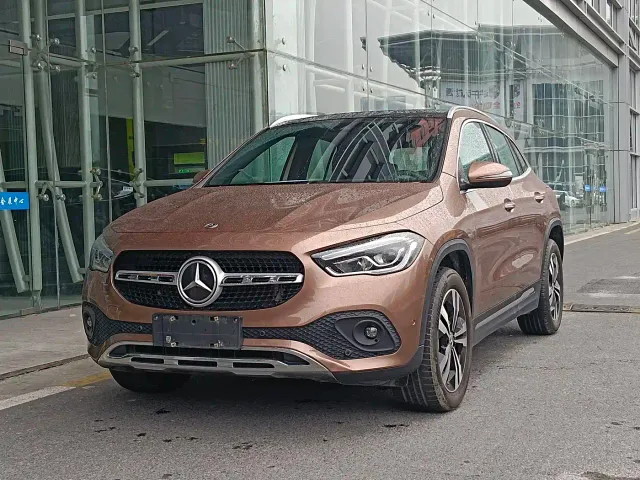 Фотография автомобиля — Mercedes-Benz GLA-Class