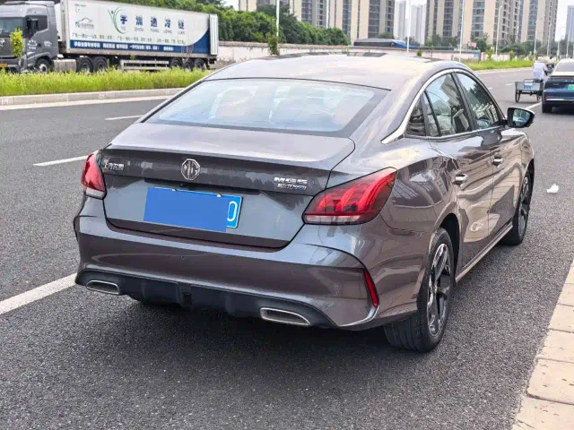 MG MG5 2022 300TGI DCT Trendy Premium Edition — Фото автомобиля 6