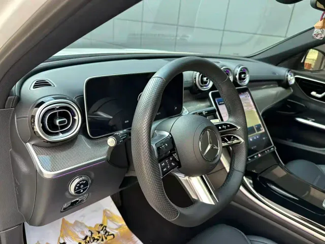 Mercedes-Benz C-Class — Фото автомобиля 24