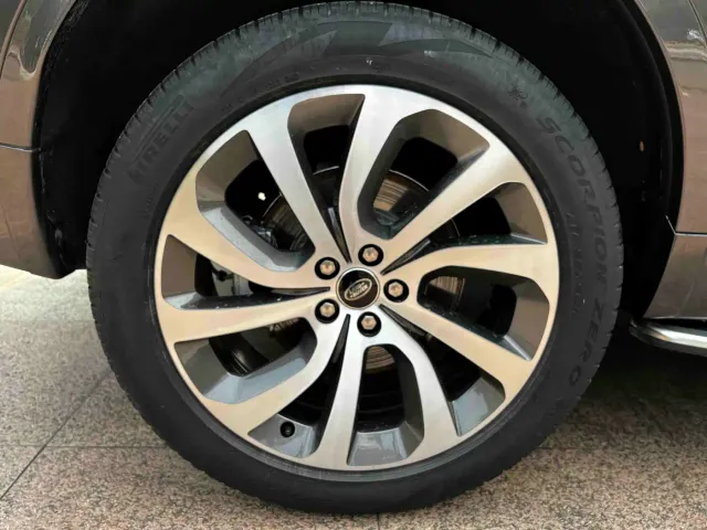 Land Rover Discovery Sport — Фото автомобиля 19