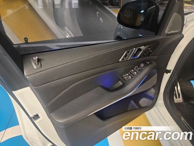 BMW X5 xDrive 40i M Sport — Фото автомобиля 19
