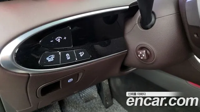 Genesis GV70 2.5T Бензин AWD — Фото автомобиля 28