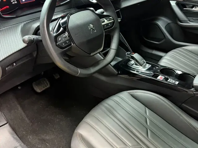 Peugeot 2008 — Фото автомобиля 17