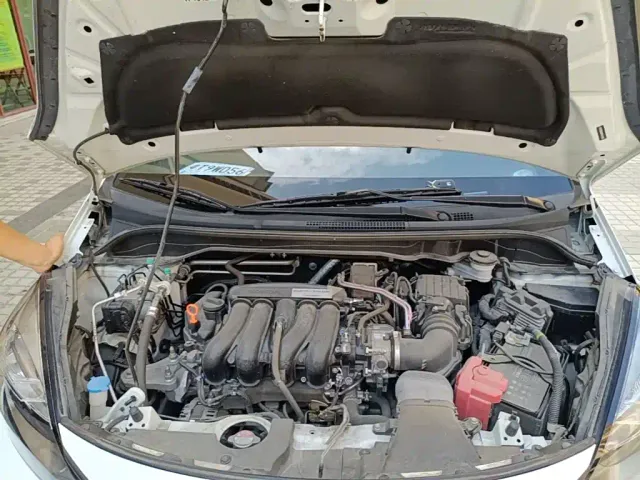 Honda Fit — Фото автомобиля 19