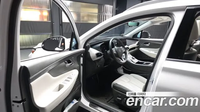 Hyundai Santafe — Фото автомобиля 10