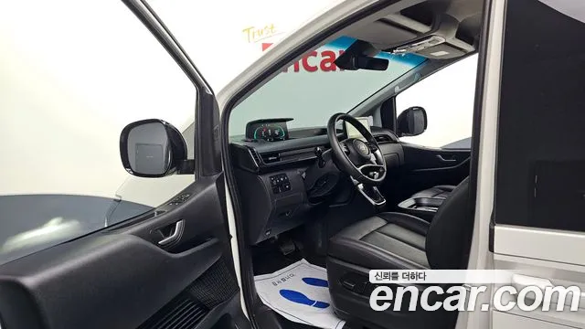Hyundai Staria — Фото автомобиля 10
