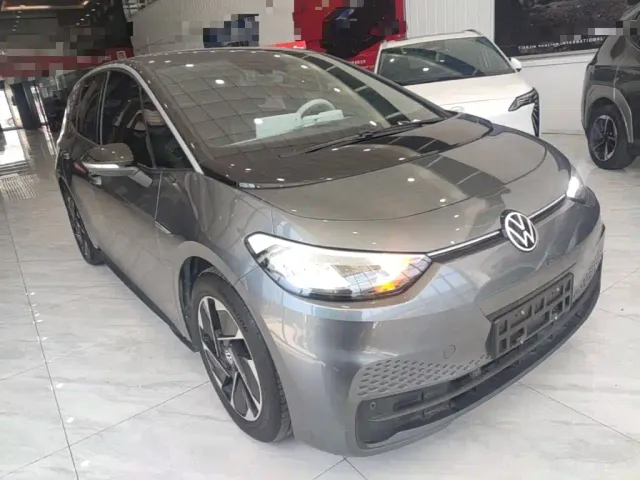 Volkswagen ID.3 — Фото автомобиля 3