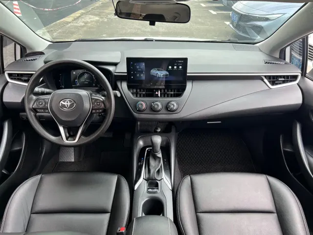 Toyota Corolla — Фото автомобиля 9