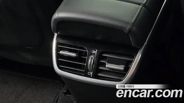 Hyundai Grandeur Новый Grandeur IG — Фото автомобиля 26
