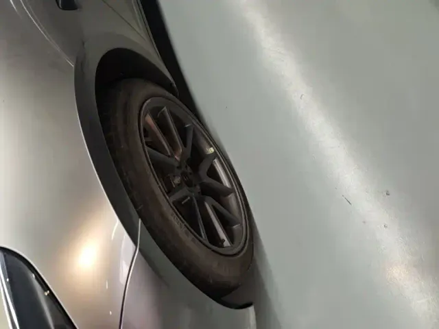Tesla Model 3 — Фото автомобиля 22