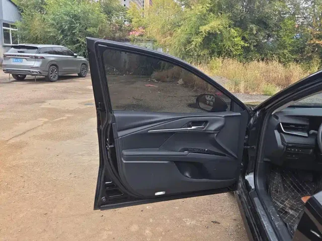 Toyota Camry — Фото автомобиля 7