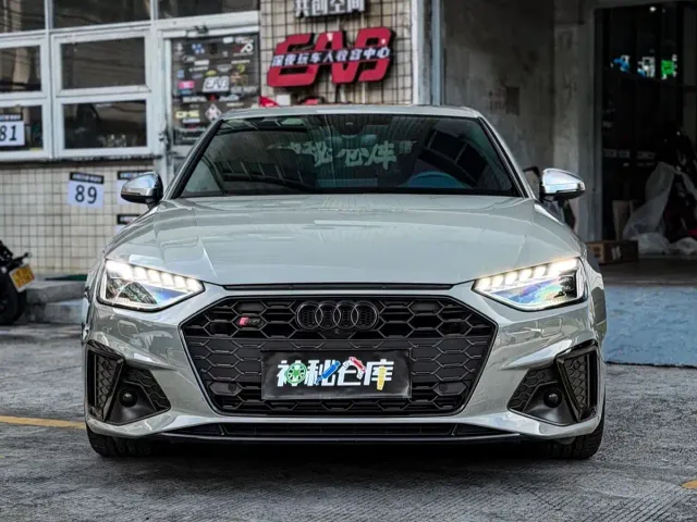 Audi S4 — Фото автомобиля 2