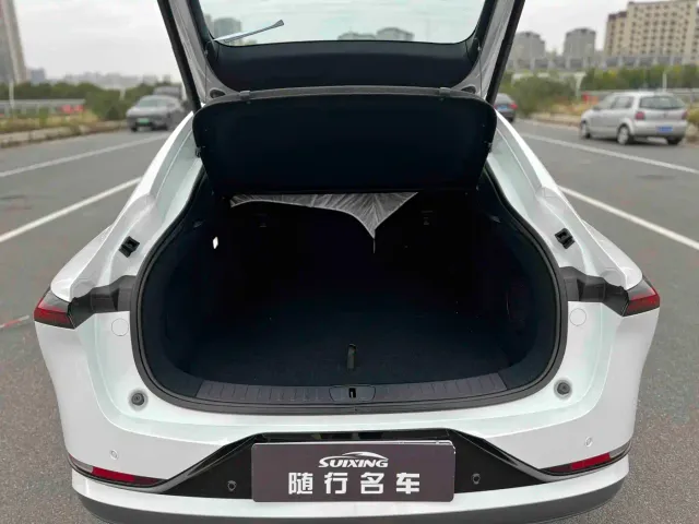 Changan Qiyuan A07 — Фото автомобиля 25