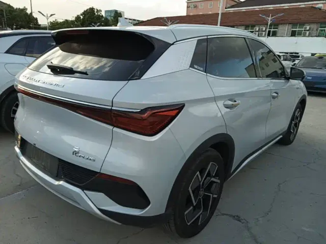 BYD Yuan PLUS — Фото автомобиля 6