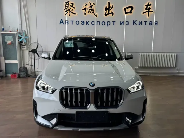 BMW X1 — Фото автомобиля 2