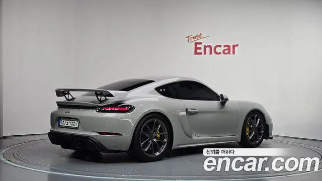 Porsche 718 — Фото автомобиля 2