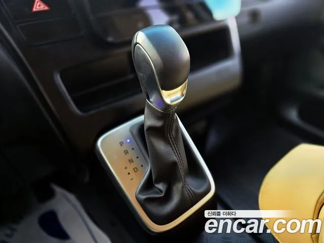 Hyundai Staria Staria 4WD Tourer 11 мест — Фото автомобиля 14