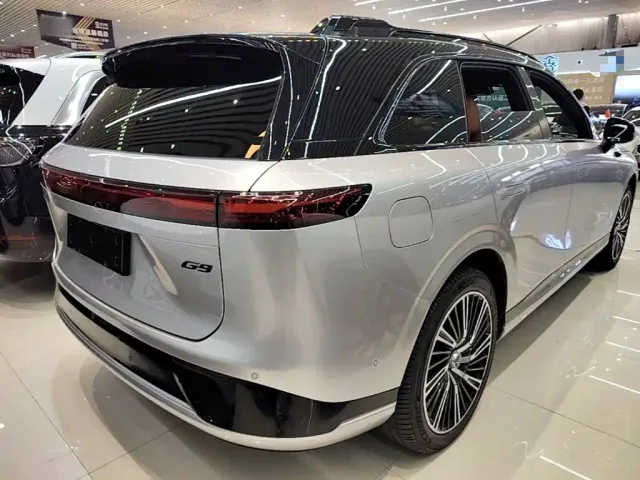 Xpeng G9 — Фото автомобиля 6
