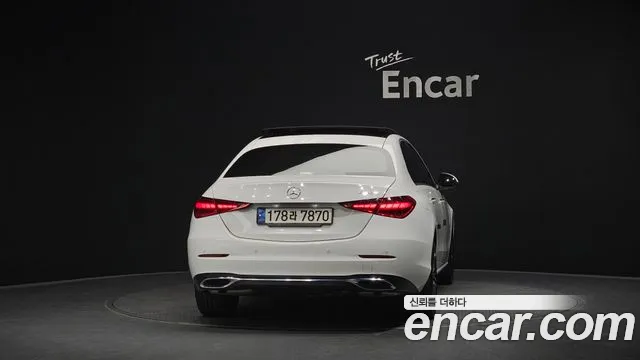 Mercedes-Benz C-Class — Фото автомобиля 4
