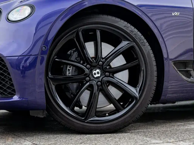 Bentley Continental — Фото автомобиля 8