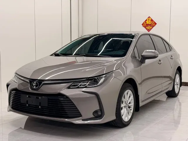 Фотография автомобиля — Toyota Corolla