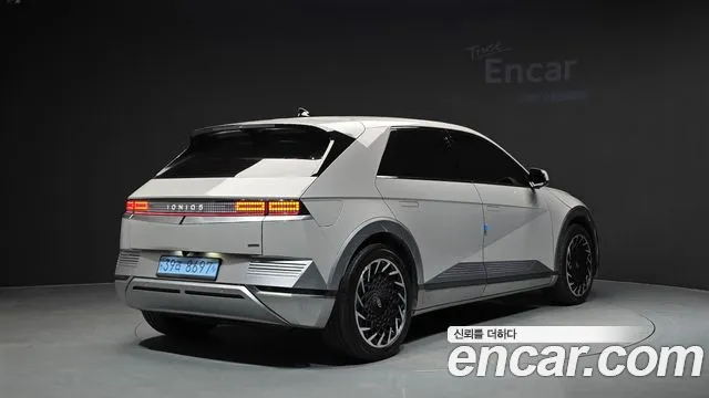 Hyundai Ioniq5 Ioniq5 Long Range AWD — Фото автомобиля 2