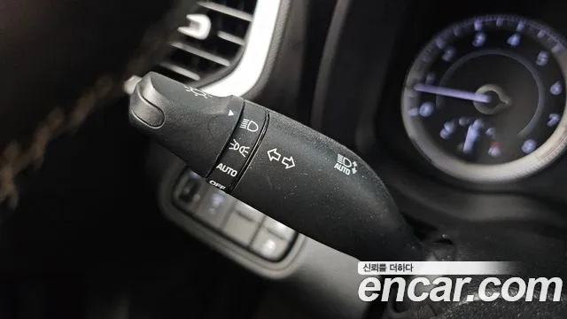 Hyundai Venue Venue 1.6 Flux — Фото автомобиля 18