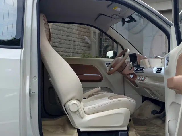 Wuling Hongguang Mini EV — Фото автомобиля 11