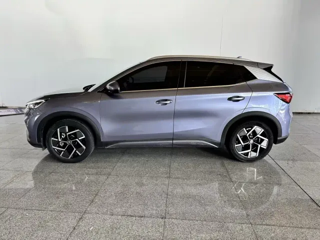 BYD Yuan PLUS — Фото автомобиля 2