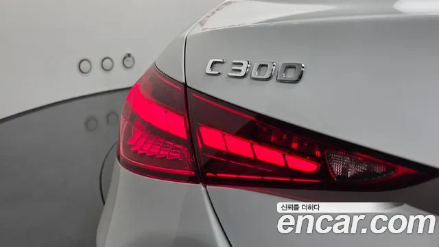 Mercedes-Benz C-Class — Фото автомобиля 21
