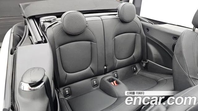 MINI Cooper Convertible — Фото автомобиля 12