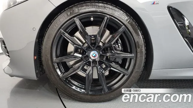 BMW 8 Series G15 — Фото автомобиля 5