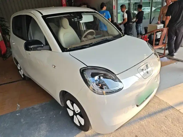 Wuling Hongguang Mini EV — Фото автомобиля 3