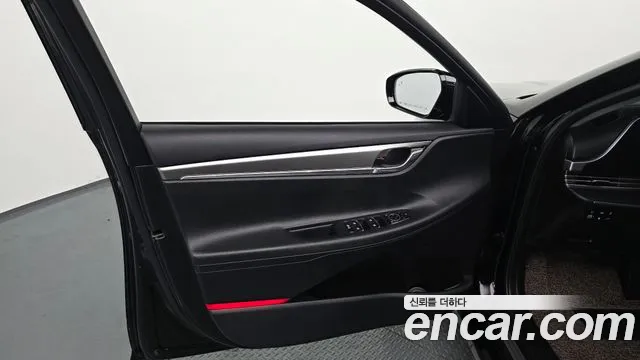 Hyundai Grandeur Новый Grandeur IG 3.0 LPi (Для проката) — Фото автомобиля 22