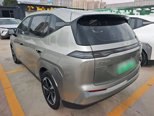 GAC Aion Y — Фото автомобиля 4