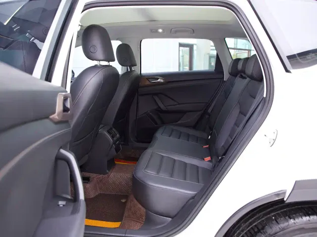 Volkswagen Tharu — Фото автомобиля 13