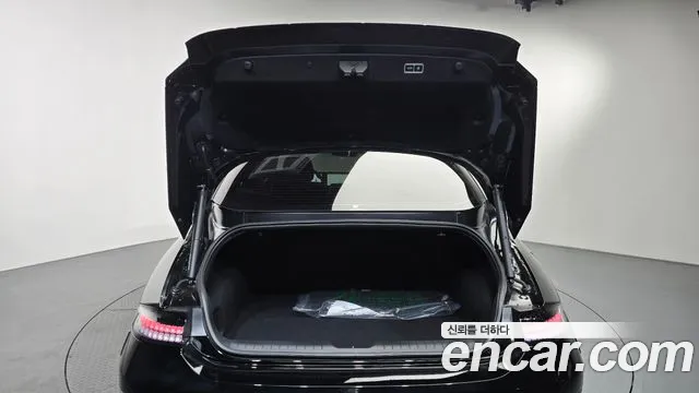 Hyundai Ioniq 6 — Фото автомобиля 23