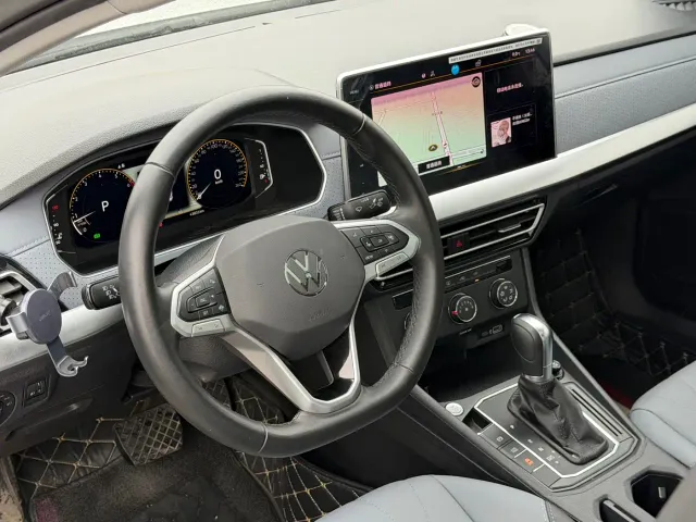 Volkswagen Lavida — Фото автомобиля 8