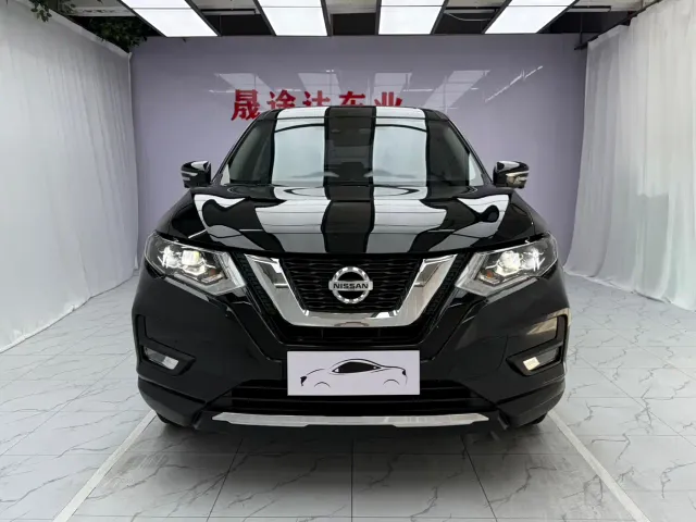 Nissan X-Trail — Фото автомобиля 2
