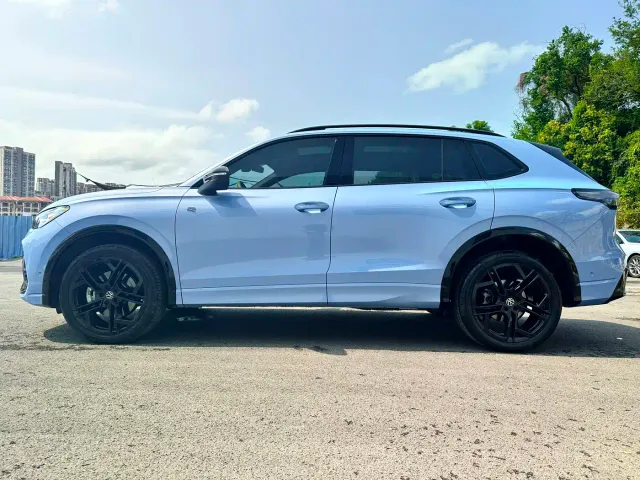 Volkswagen Tiguan L — Фото автомобиля 18
